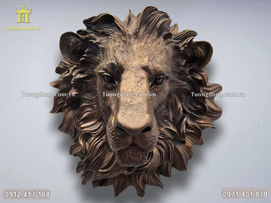 Vật phẩm được gia chủ chọn treo tại không gian phòng khách